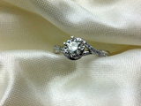 0.95ct Round Cut VVS1 Diamond Engagement Ring 14k White Gold Finish Flower Style