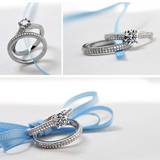 2.5ct Round Cut VVS1D Diamond Engagement Ring 18k White Gold Finish Bridal Set