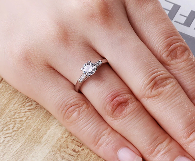 1.2 ct round diamond deals