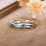 0.3ct Round Cut Simulated Green Emerald Infinity Wed Band 14k White Gold Plated