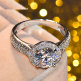 2.6ct Round Cut VVS1 Diamond Engagement Ring 14k WhiteGold Finish Halo Solitaire