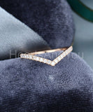 0.2ct Round Cut Moissanite Chevron Women Wedding Band 14k Yellow Gold Plated