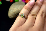 0.5ct Engagement Ring Round Green Peridot Solitaire Curved 14k White Gold Finish