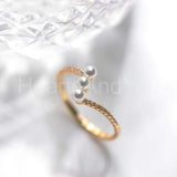 0.5ct Round Cut Simulated Diamond Three Stone Pearl Ring 14k Yellow Gold Plated
