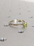 0.5ct Round Cut Simulated Green Peridot Solitaire Ring 14k White Gold Plated