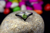 0.5ct Engagement Ring Round Green Peridot Solitaire Curved 14k White Gold Finish