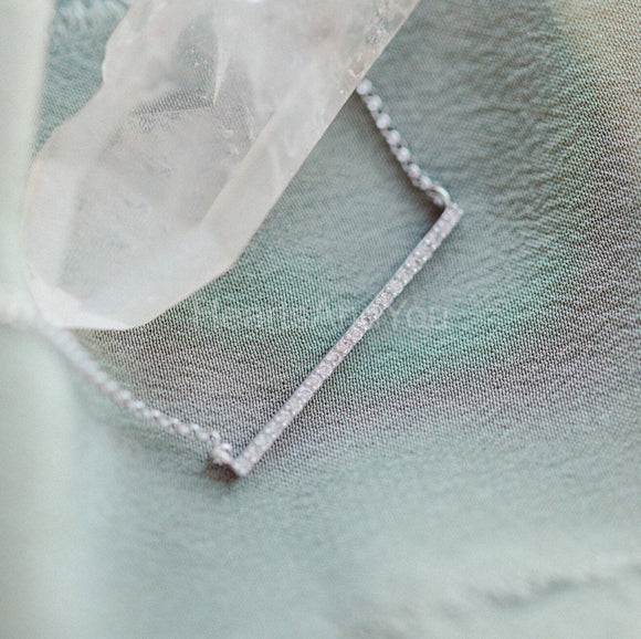 0.7ct Round Cut Moissanite Vertical Bar Pendant with Chain 14k White Gold Plated