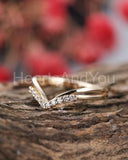 0.2ct Round Cut Moissanite Curved Split Women Wedding Band 14k YellowGold Plated