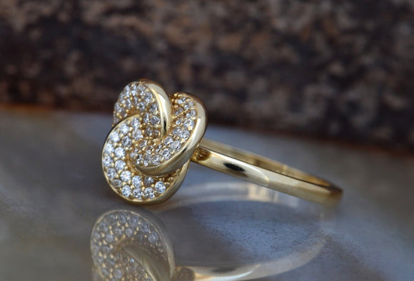 Statement Women Engagement Ring 1.2ct Round Cut Diamond 14k Yellow Gold Finish