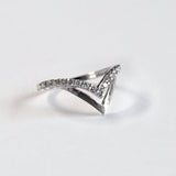 0.15ct Round Cut Moissanite Crown Curved Engagement Ring 14K Yellow Gold Plated