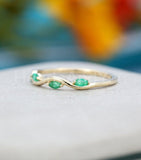 0.5ct Marquise Cut Simulated Emerald Wave Design Wed Band 14k Yellow Gold Plated